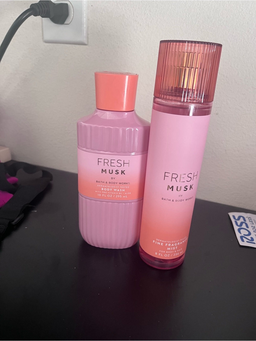 Bath & Body works Duo Wash & Mist fresh musk nwt lot gift set skincare - Picture 4 of 4